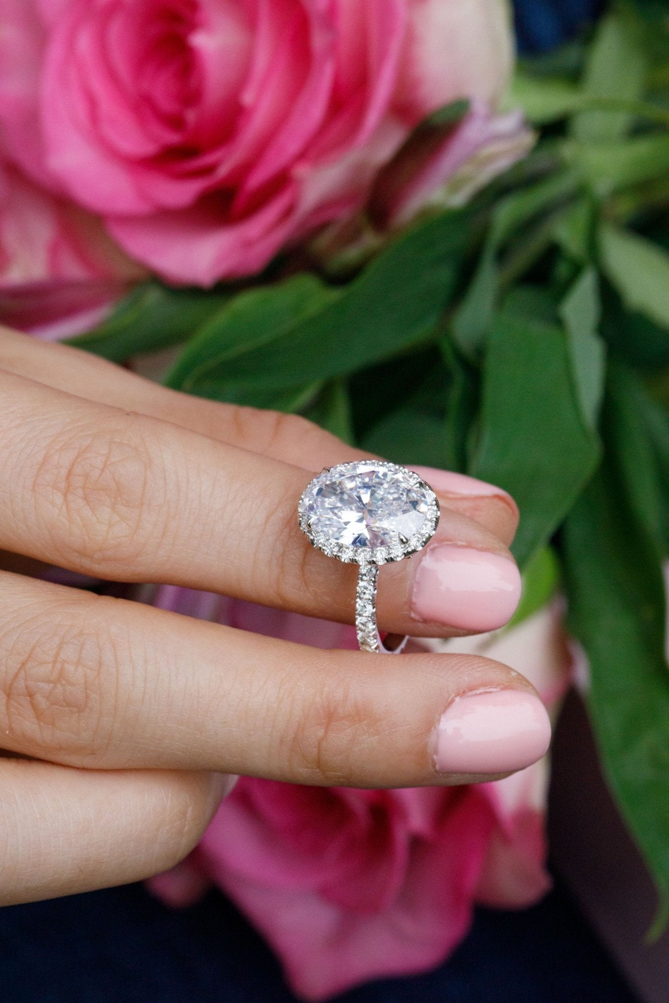 5 Mistakes to Avoid While Shopping for an Engagement Ring | Engagement Rings | Estellacollection - Estellacollection