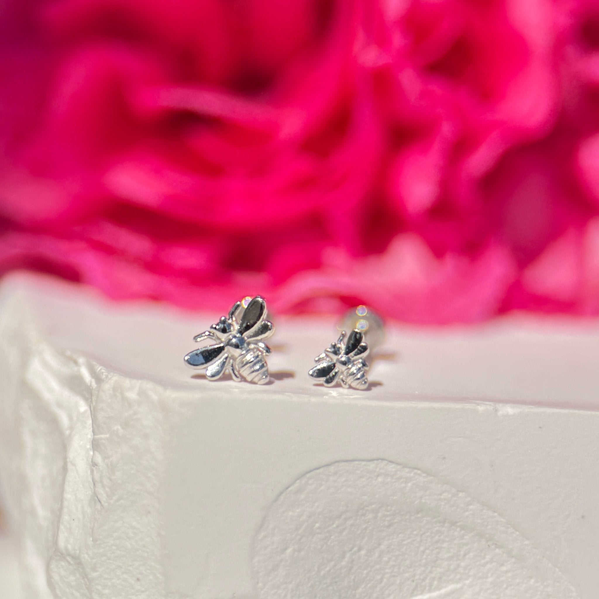 Minimalist Bee Flat Back Stud in Solid 14k White Gold