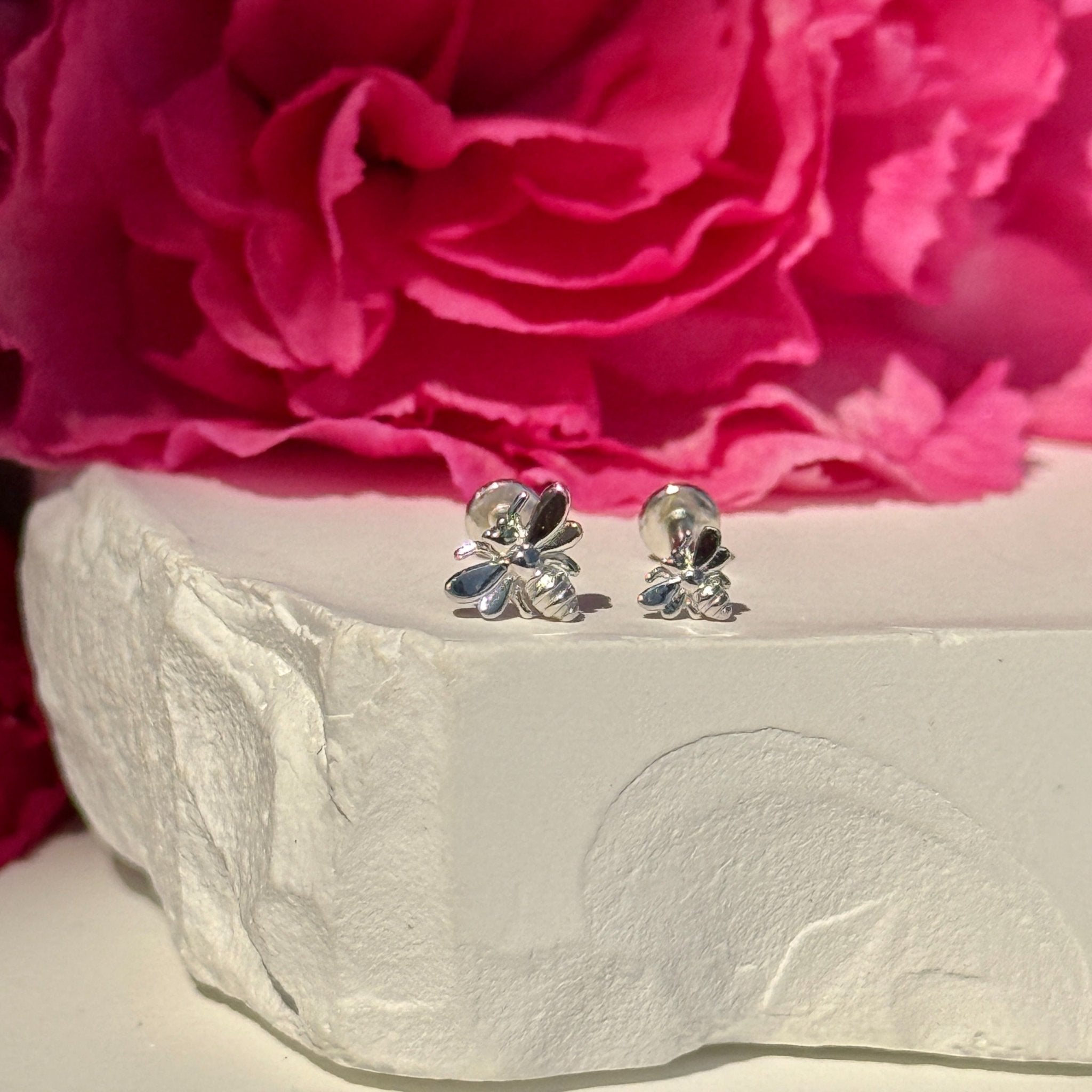 Minimalist Bee Flat Back Stud in Solid 14k White Gold