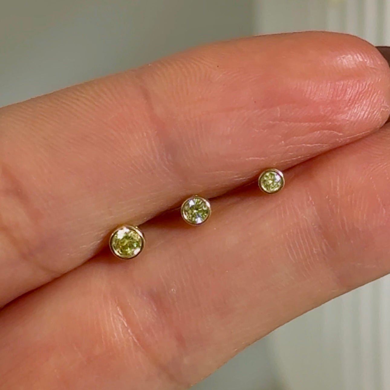 Round Citrine Flat Back Stud Bezel Zet in Solid 14k Yellow Gold