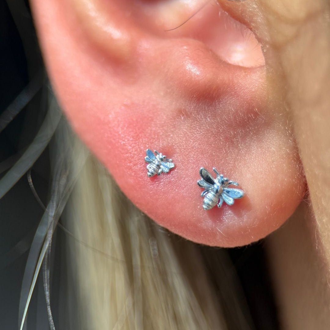 Minimalist Bee Flat Back Stud in Solid 14k White Gold