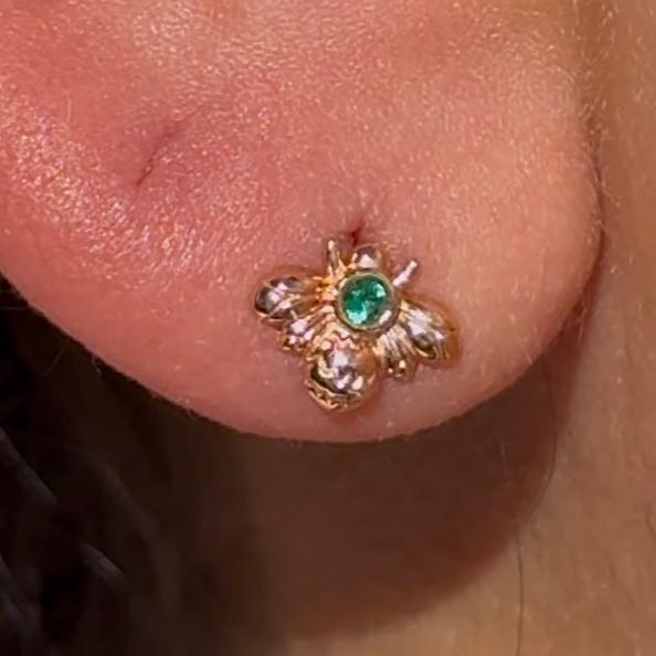 Emerald Bee Flat Back Stud in Solid 14k Rose Gold