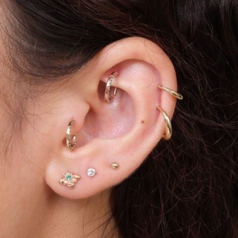 Emerald Bee Flat Back Stud Earrings Estellacollection #product_description# 18506 14k Birthstone Birthstone Earrings #tag4# #tag5# #tag6# #tag7# #tag8# #tag9# #tag10# 5MM