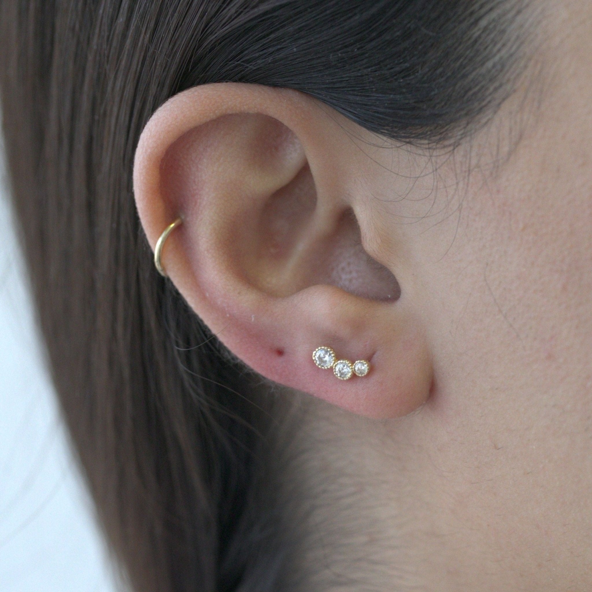 Graduated Stone Flat Back Stud Earrings Estellacollection #product_description# 18321 14k Cartilage Earring Cartilage Earrings #tag4# #tag5# #tag6# #tag7# #tag8# #tag9# #tag10# 5MM