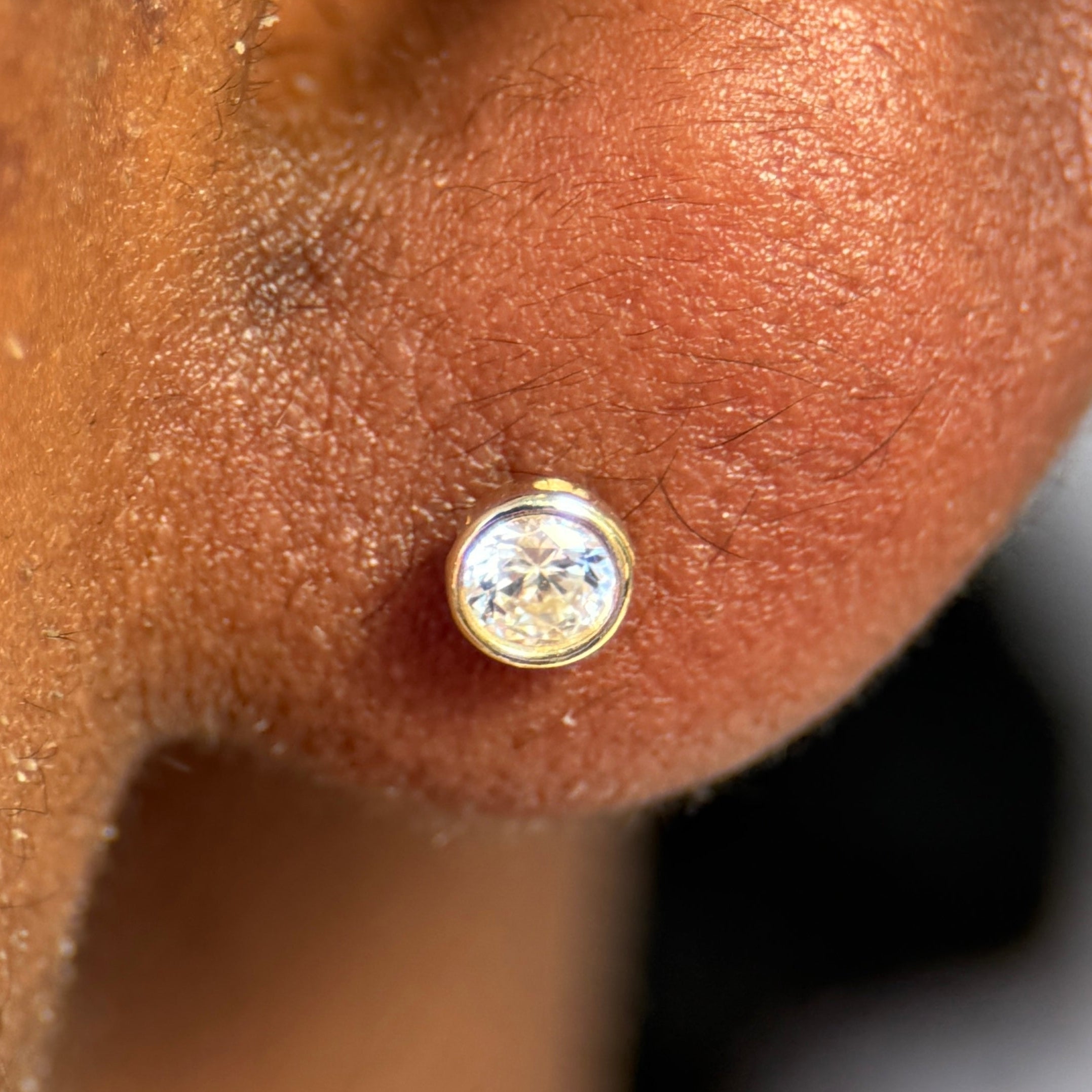 Floating Round Diamond Flat Back Stud Invisibly Set in Solid 14k Yellow Gold