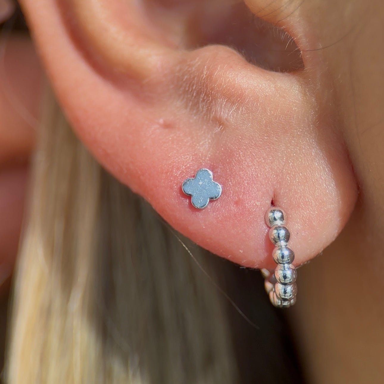 Gold Clover Flat Back Stud in Solid 14k White Gold
