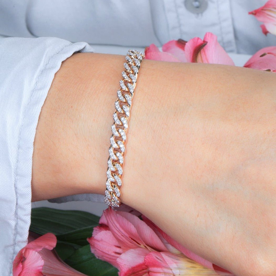 Classic Diamond Cuban Chain Bracelet Bracelets Estellacollection #product_description# 18036 14k Chain Bracelets Diamond #tag4# #tag5# #tag6# #tag7# #tag8# #tag9# #tag10#