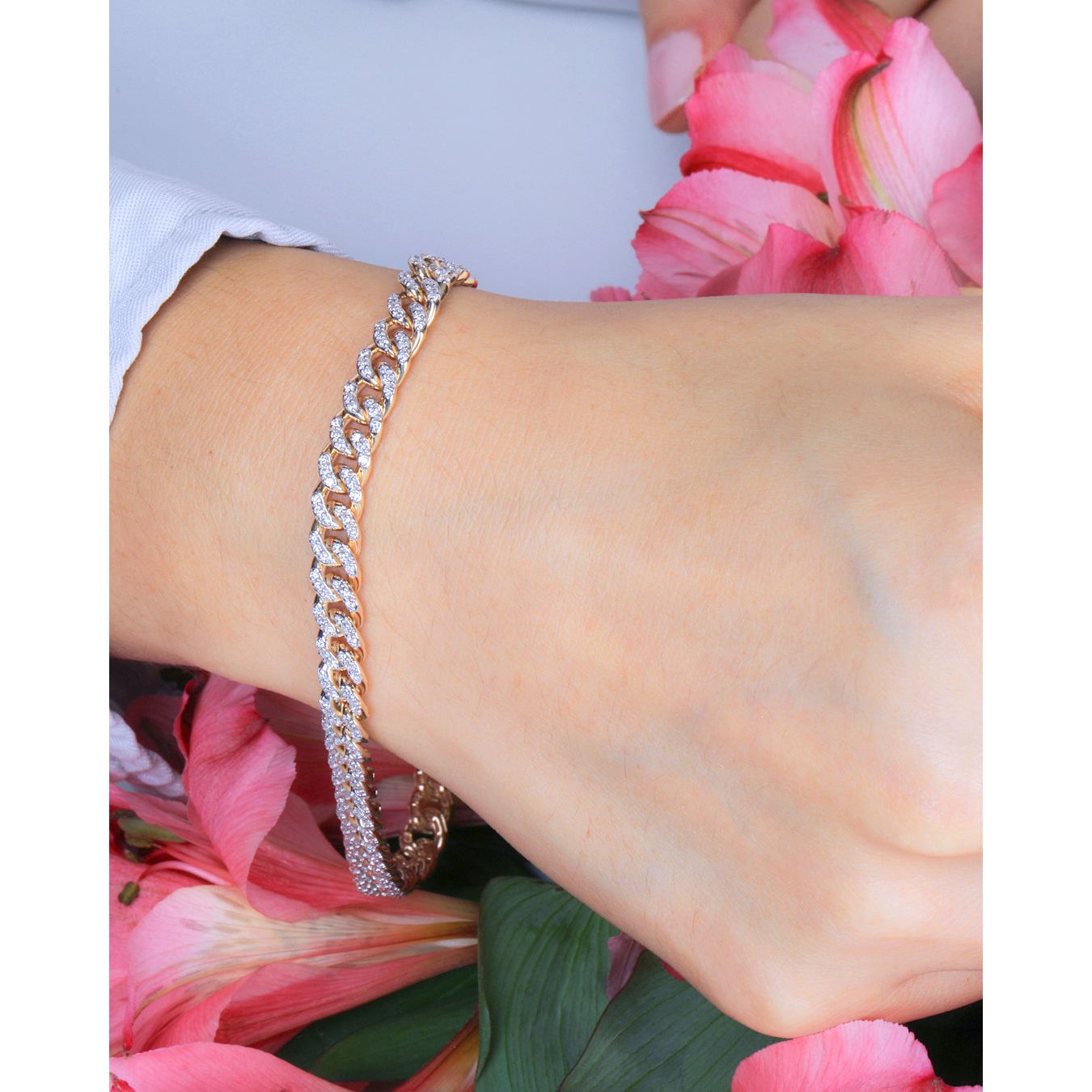 Classic Diamond Cuban Chain Bracelet Bracelets Estellacollection #product_description# 18036 14k Chain Bracelets Diamond #tag4# #tag5# #tag6# #tag7# #tag8# #tag9# #tag10#