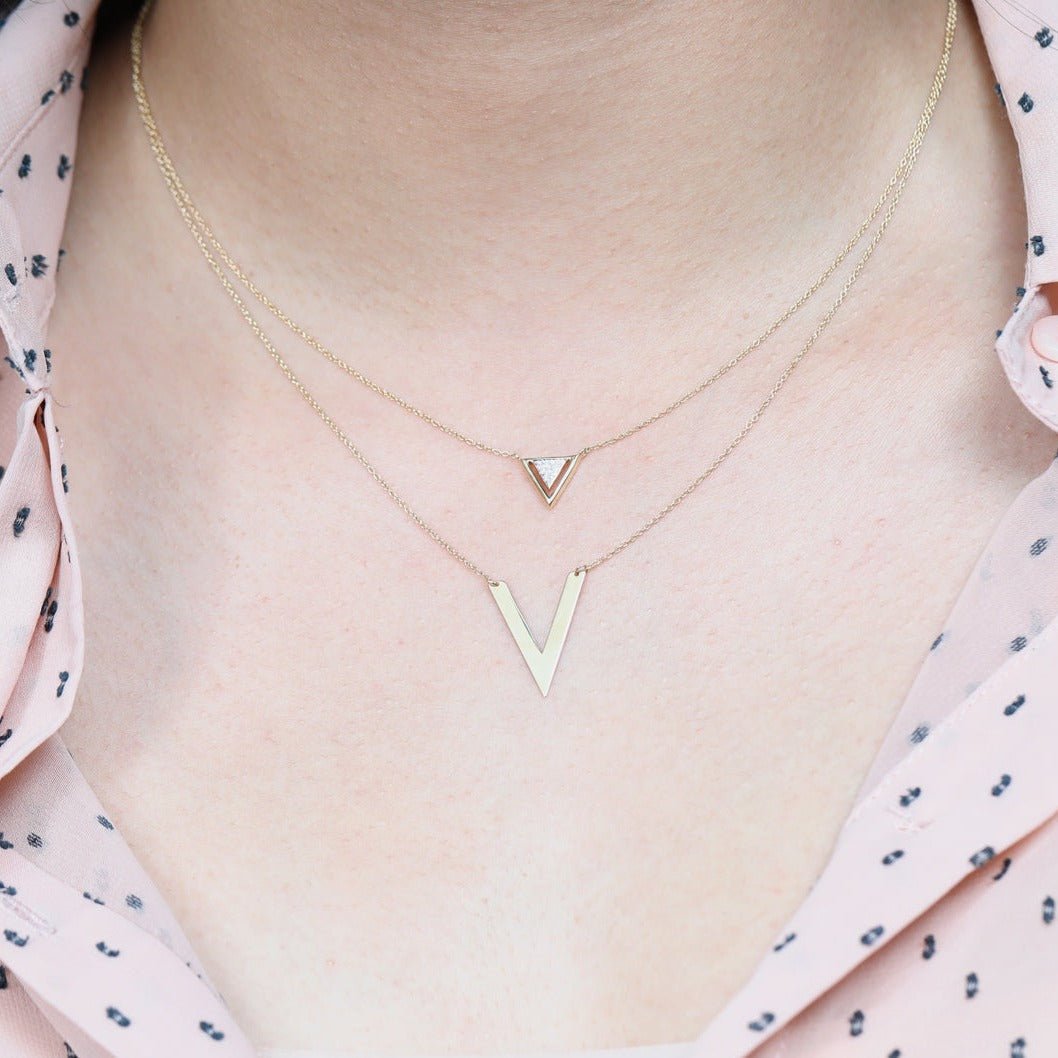 Chevron V Station Necklace in Solid Gold Necklaces Estellacollection #product_description# 17665 10k 14k Make Collection #tag4# #tag5# #tag6# #tag7# #tag8# #tag9# #tag10#
