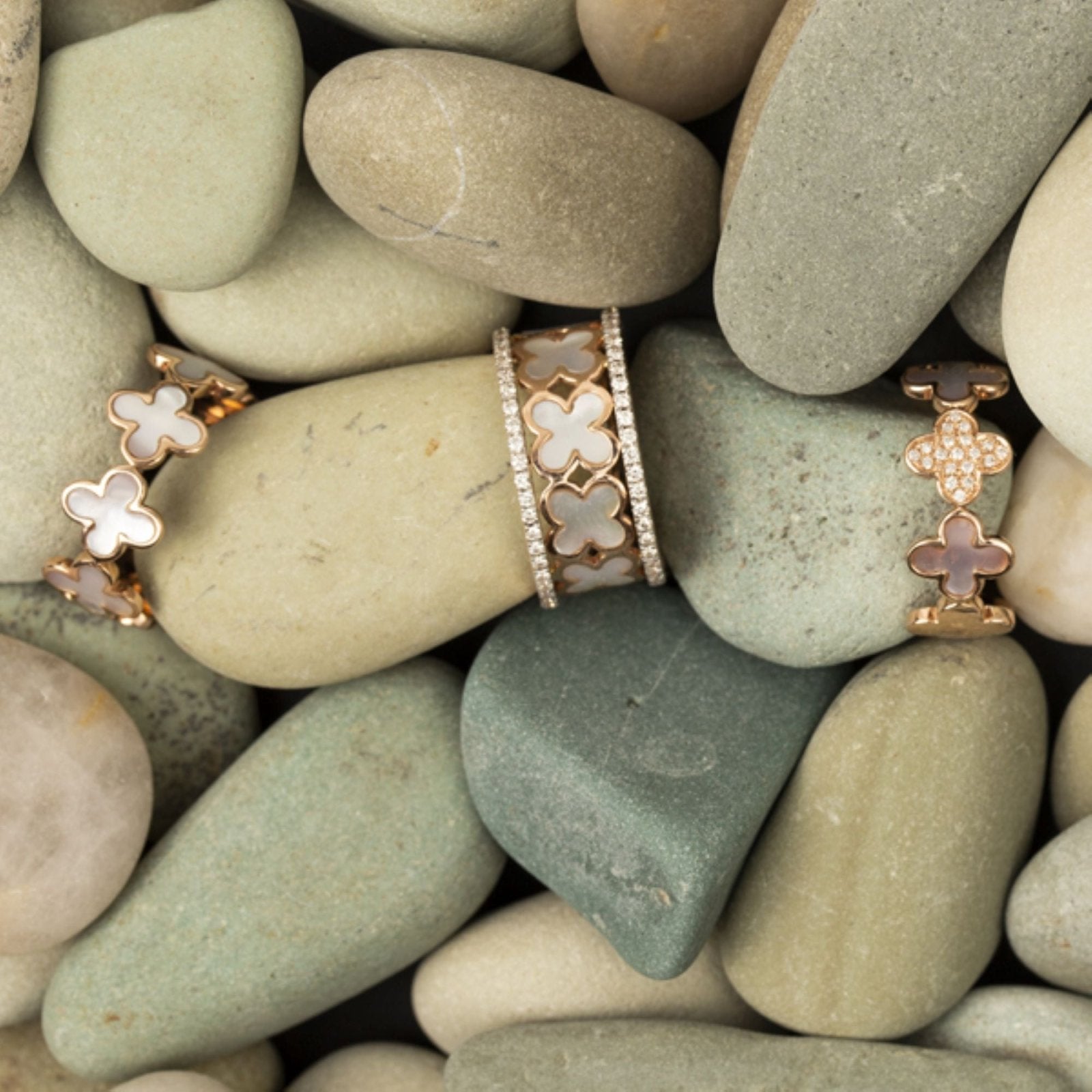 Alternating Diamond and Mother of Pearl Clover Eternity Ring Rings Estellacollection #product_description# 17208 Band Birthstone Colorless Gemstone #tag4# #tag5# #tag6# #tag7# #tag8# #tag9# #tag10# 7 14K Rose Gold